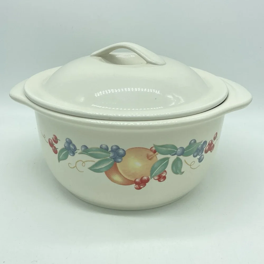 Corelle Abundance 1.5 QT Casserole Dish With Lid Stoneware Cozy Farmhouse Rustic